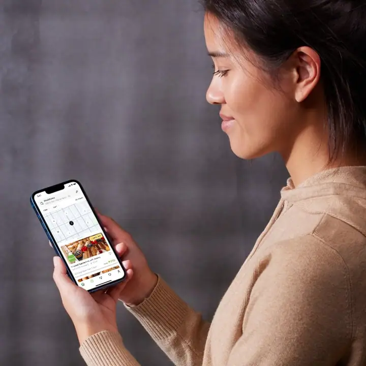 Feature illustration: Customers Browse & Reserve